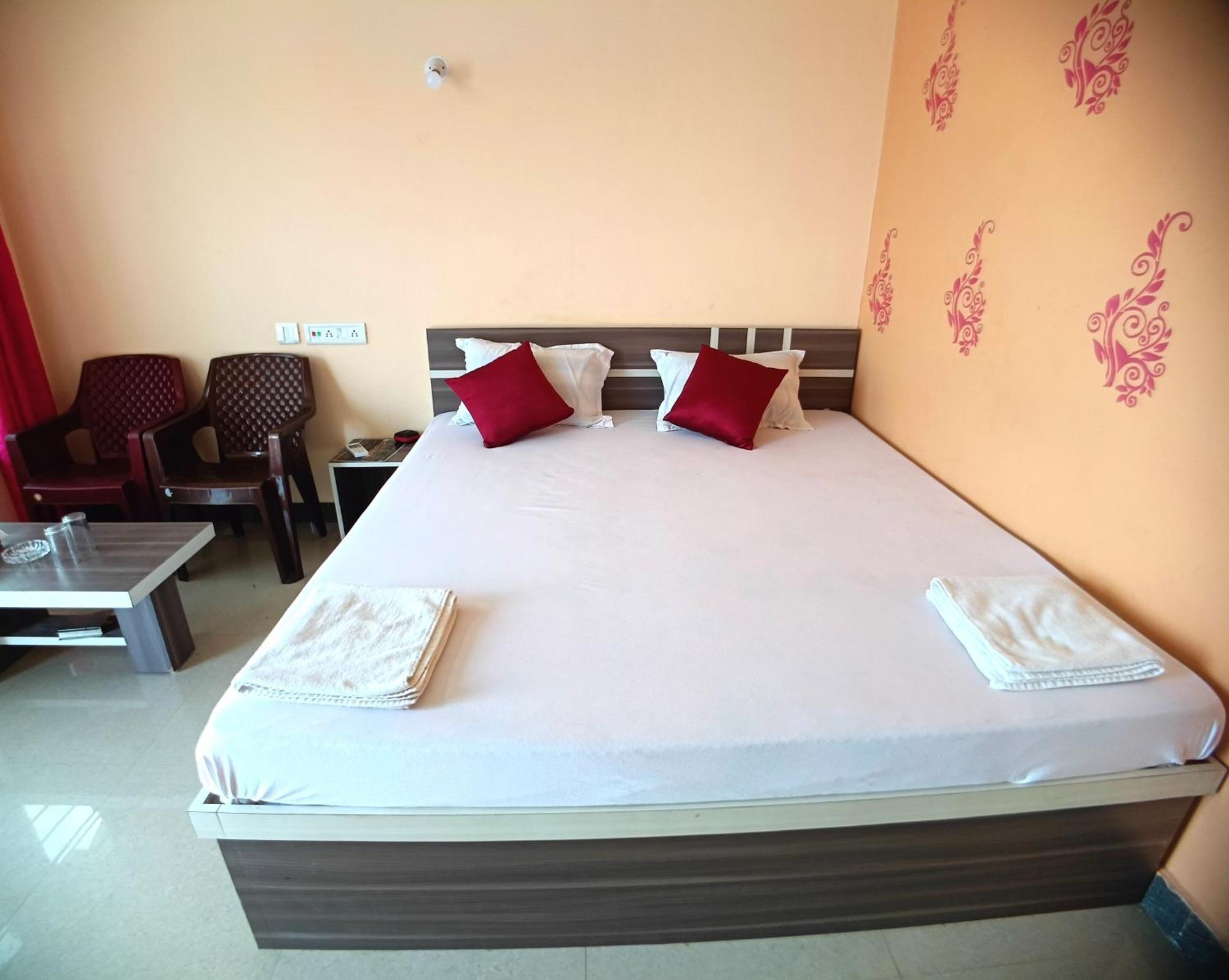 Rose Beach Resort Мандармони Екстериор снимка